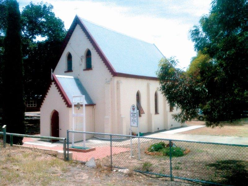 Dongara Uniting Church. Typical of small country towns, the church can be the hub of the community. 